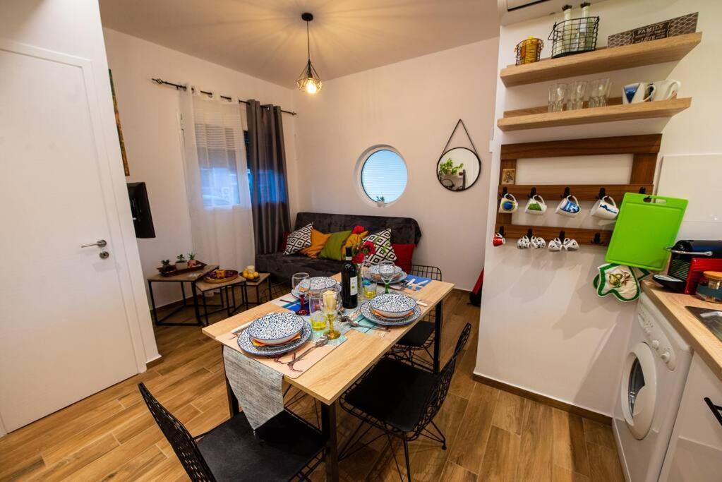 Lemon Garden Stylish Private Apartment Kalamáta Buitenkant foto