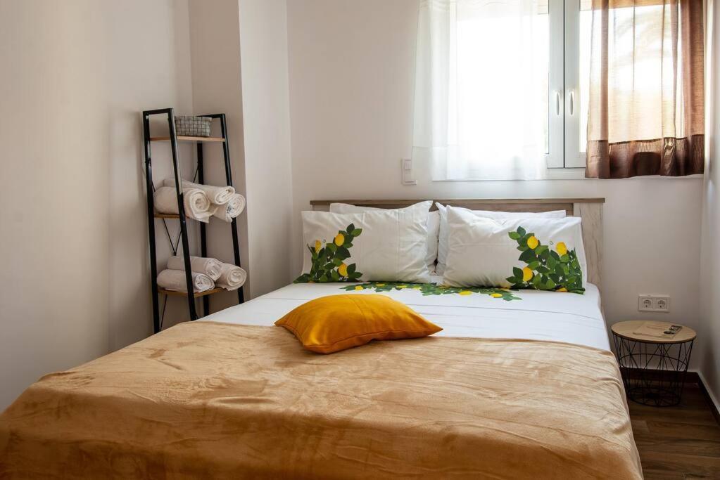 Lemon Garden Stylish Private Apartment Kalamáta Buitenkant foto